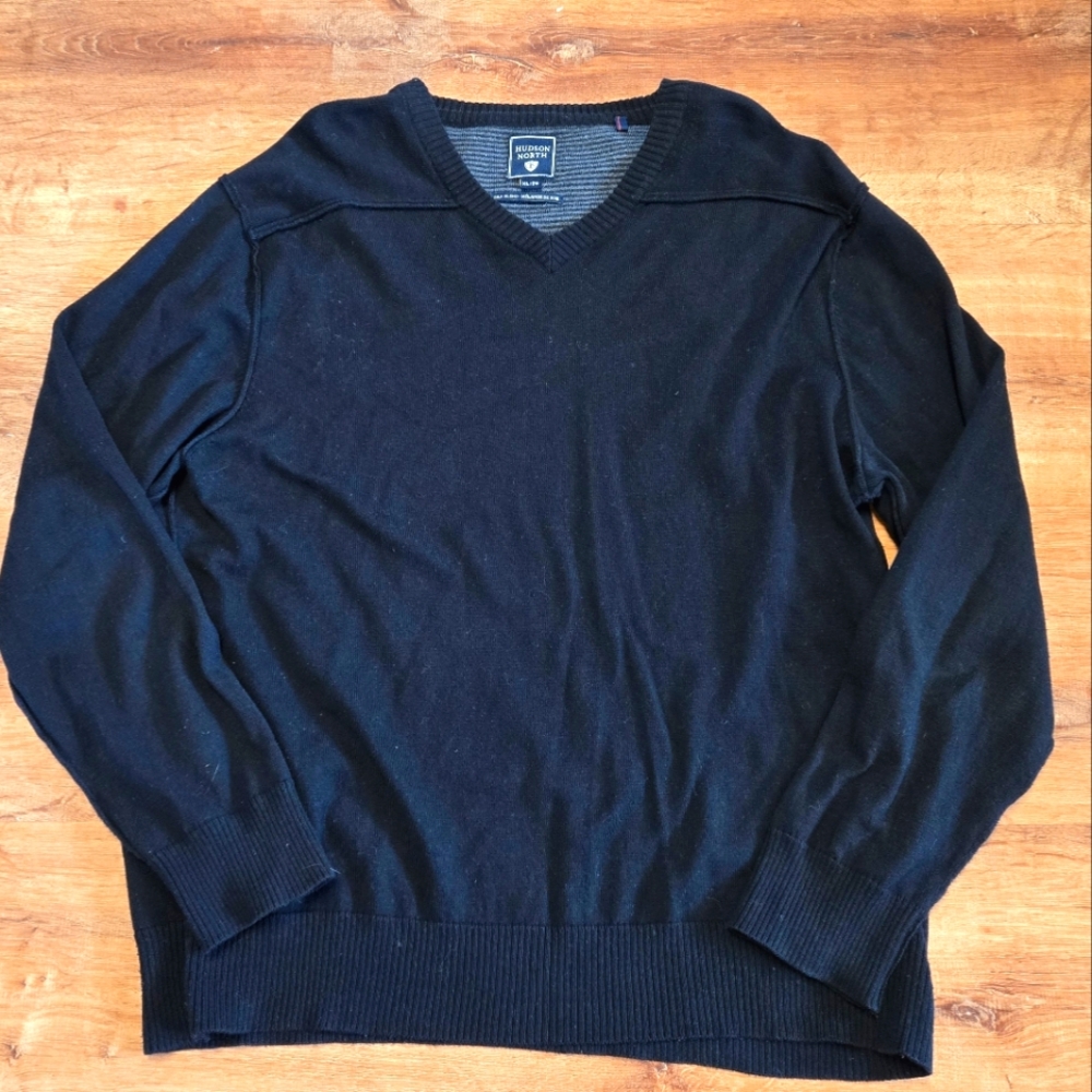 Hudson North Silk Blend Black V-Neck Sweater Classic Knit